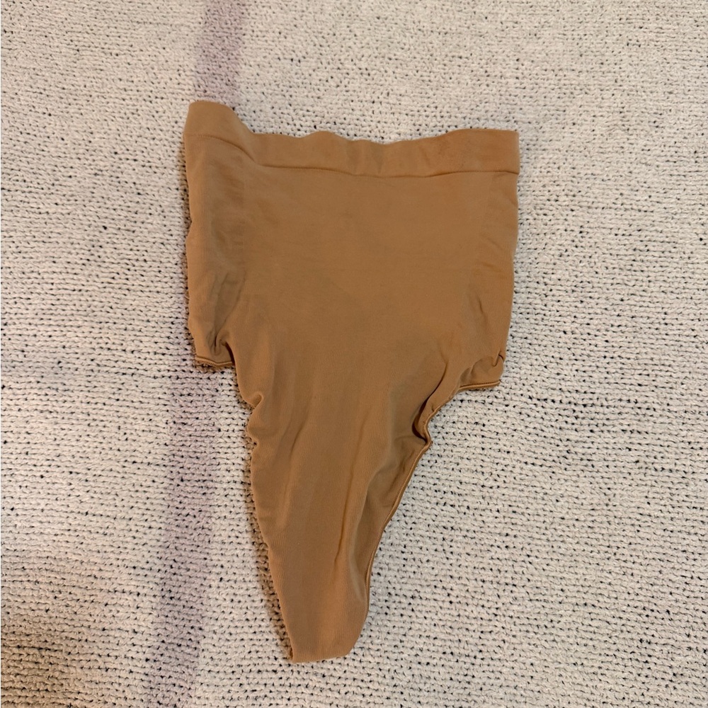 SKIMS High Waisted Thong Shape Wear